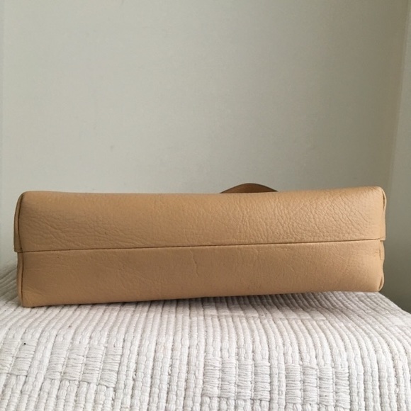 Madewell Mini Transport Perforated Leather Purse - Picture 6 of 8